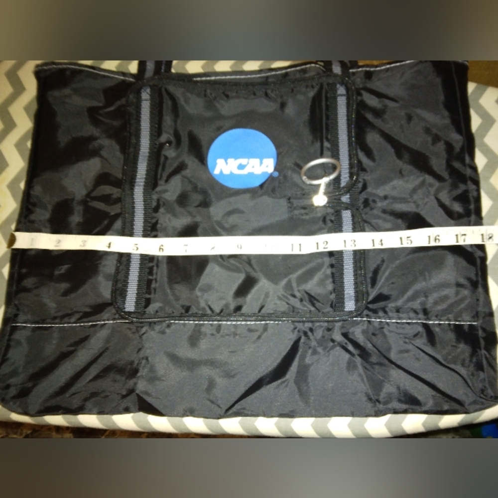 NCAA packable Tote Bag NWOT - Picture 12 of 15